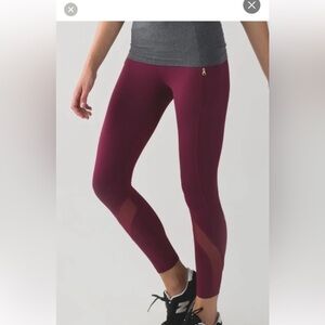 Lululemon Inspire Tight II - Sz 2 ****